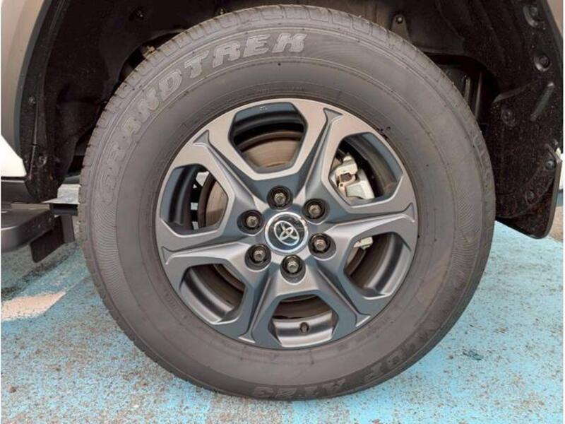 LAND CRUISER