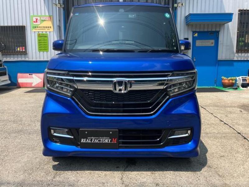 N BOX CUSTOM