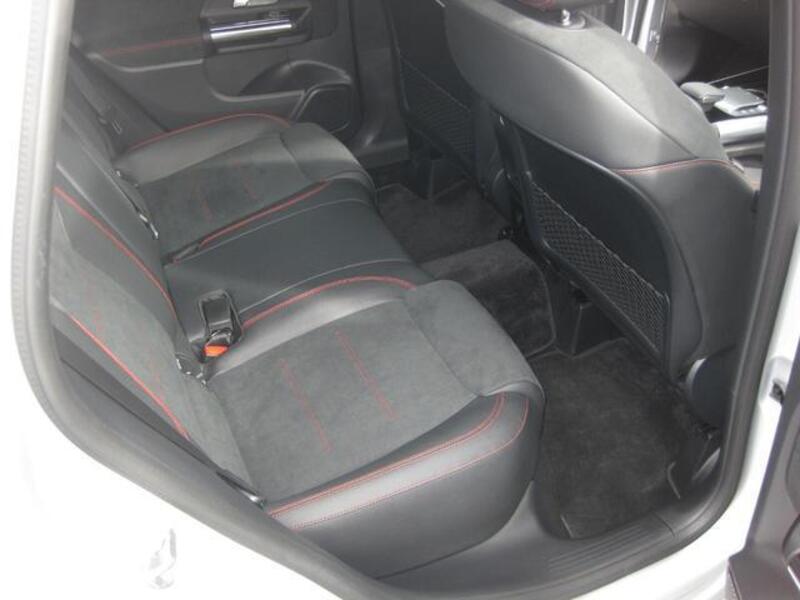 B-CLASS
