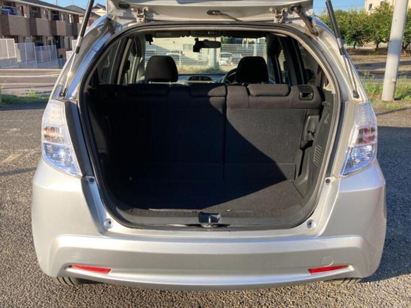 FIT HYBRID