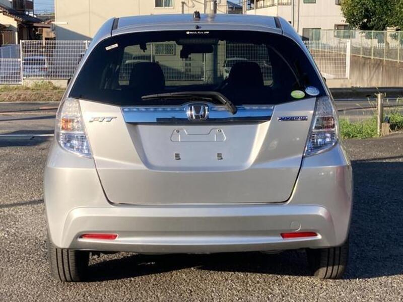 FIT HYBRID