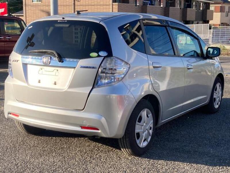 FIT HYBRID