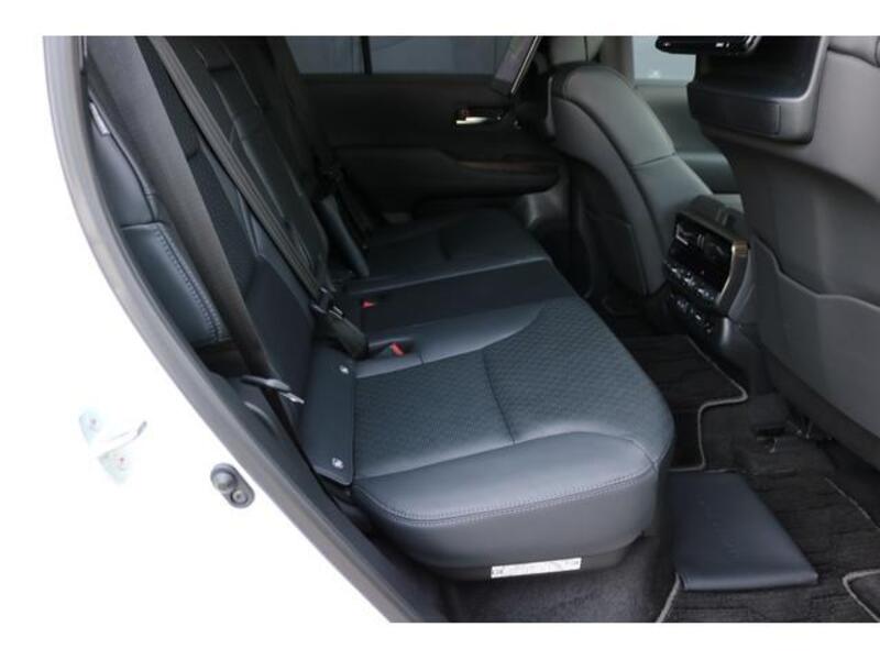 LAND CRUISER