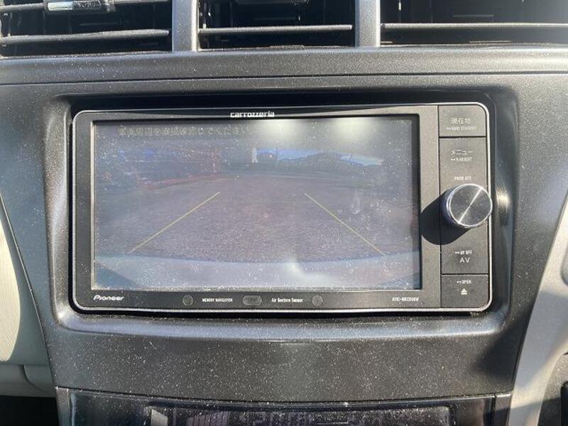 PRIUS ALPHA