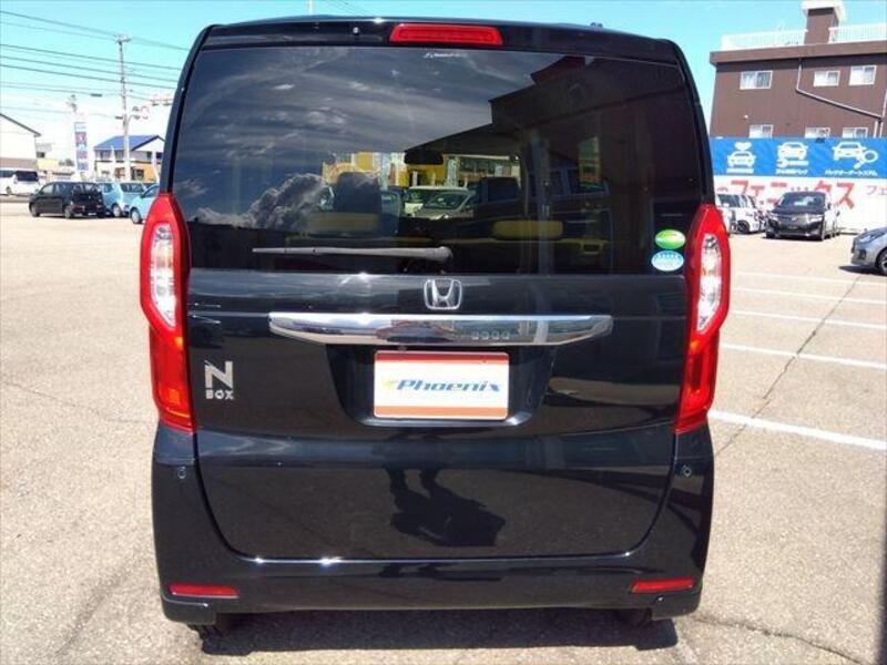N BOX