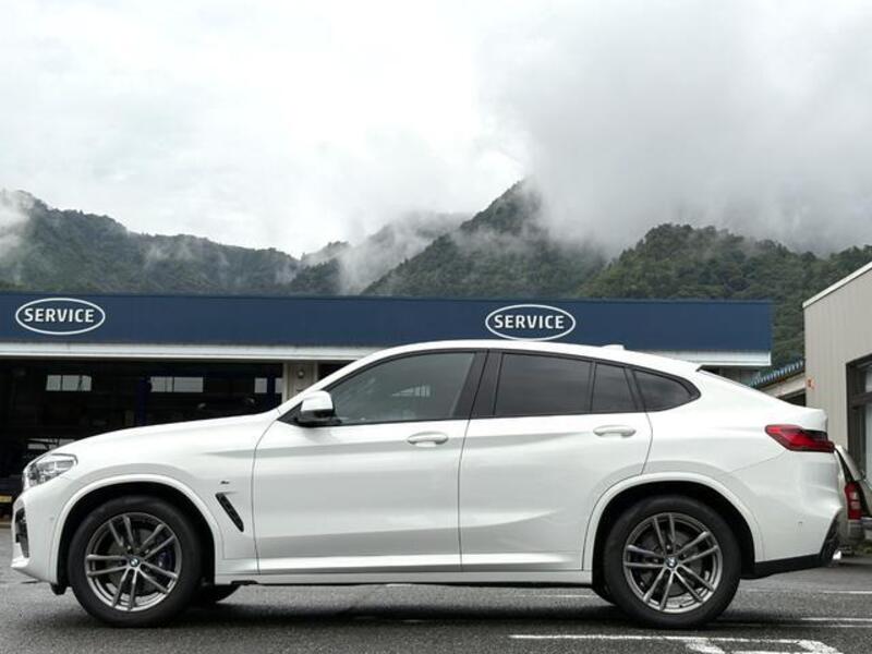 X4