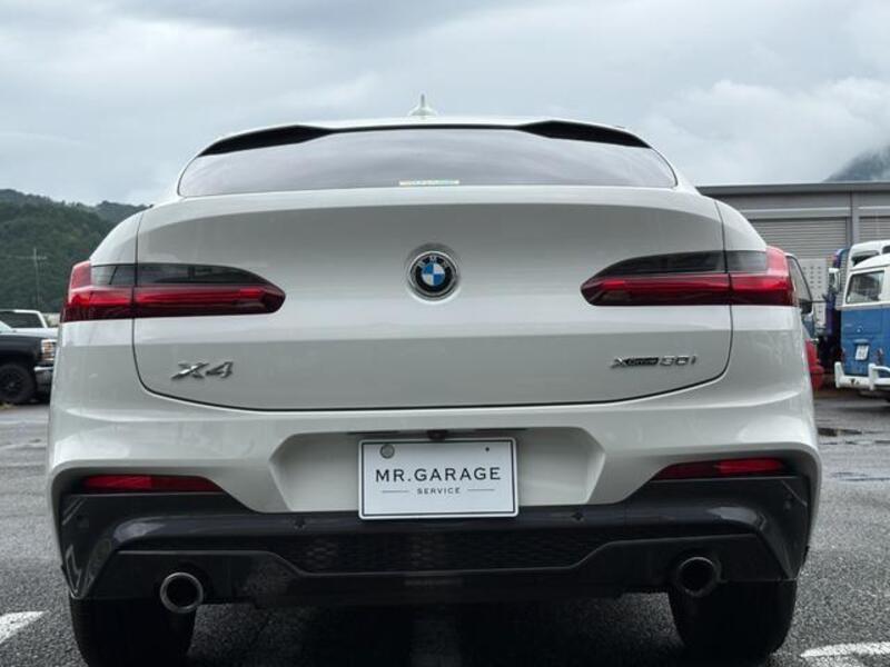 X4