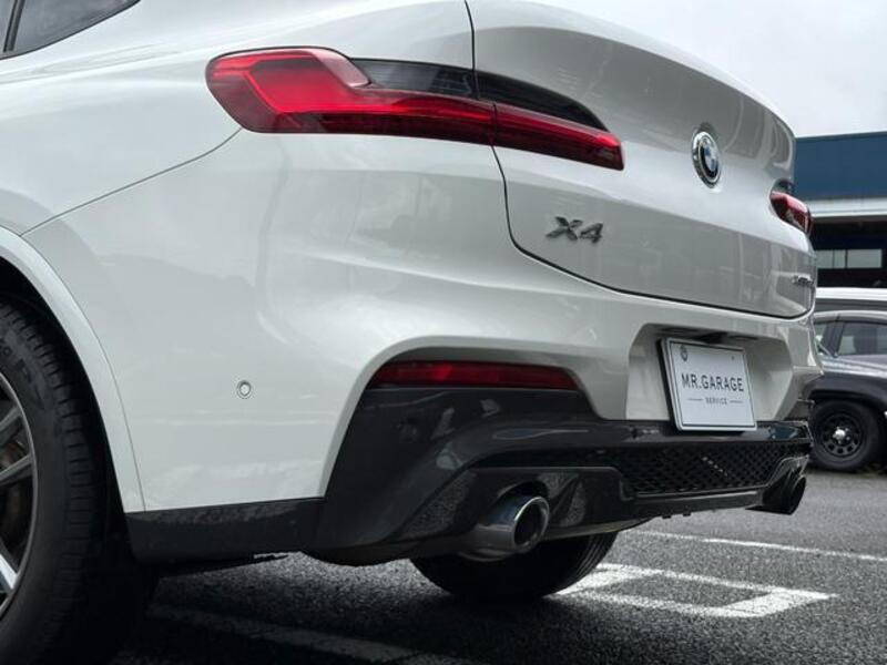 X4