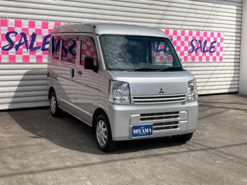 MINICAB VAN