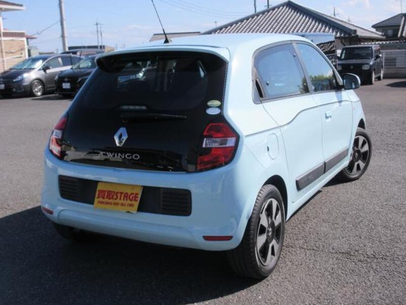 TWINGO