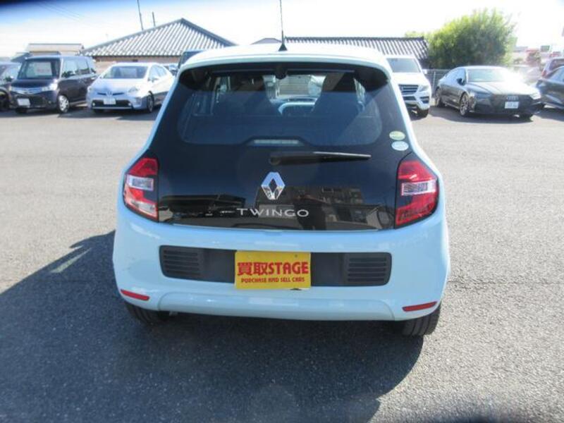 TWINGO