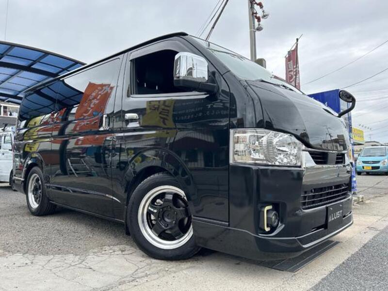 HIACE VAN