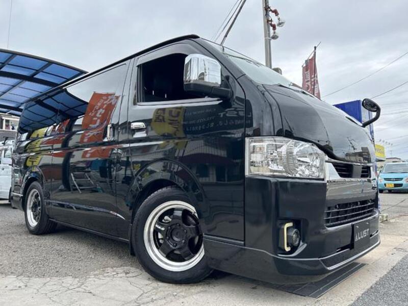HIACE VAN