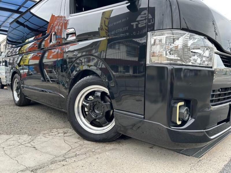 HIACE VAN