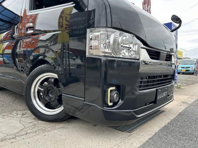 HIACE VAN