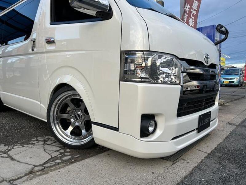 HIACE VAN