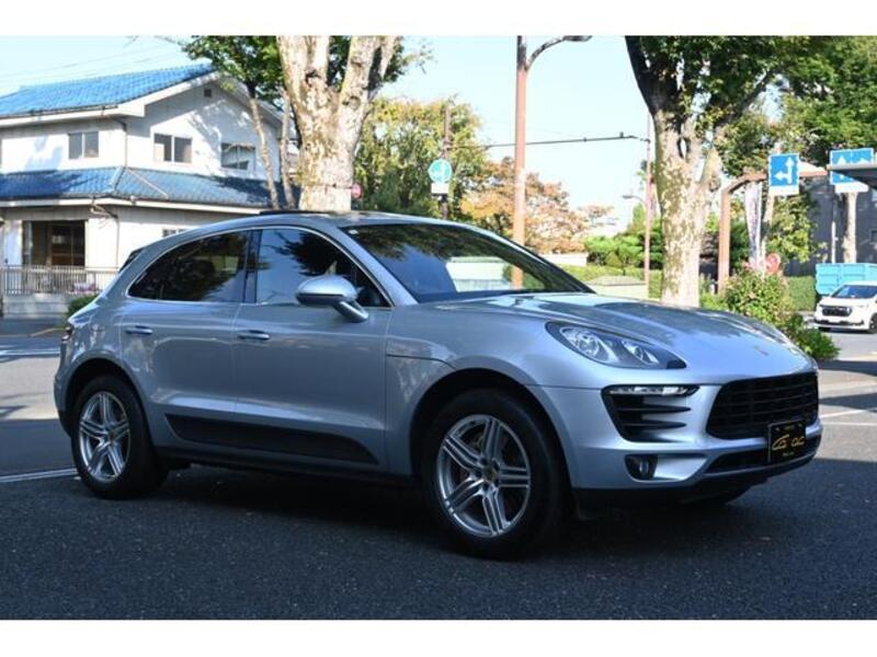 MACAN