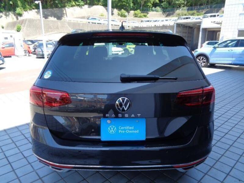 PASSAT VARIANT
