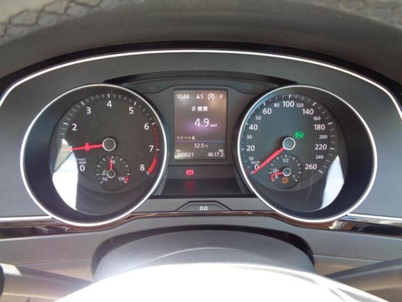 PASSAT VARIANT