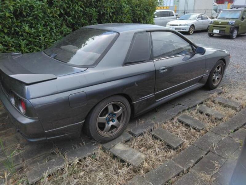 SKYLINE