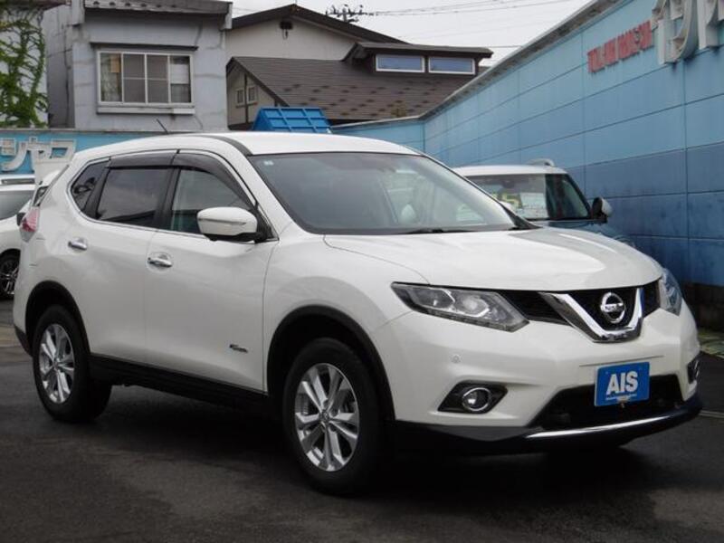 X-TRAIL