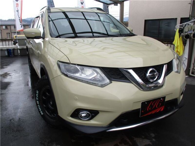X-TRAIL