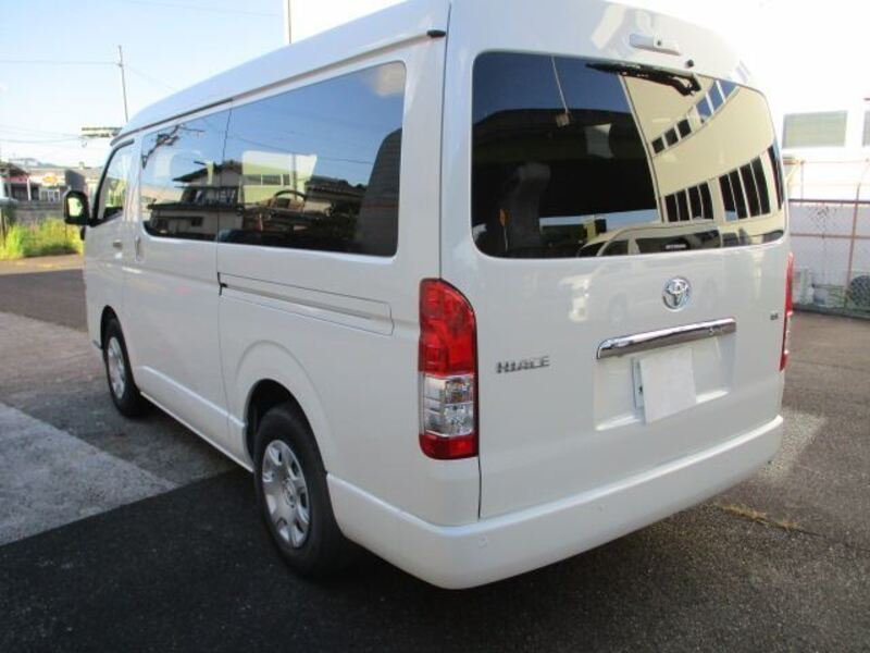 HIACE