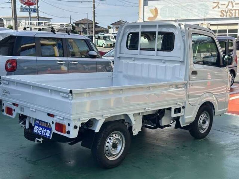 CLIPPER TRUCK