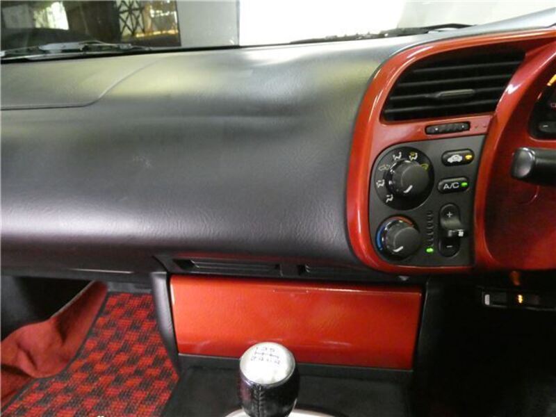 S2000