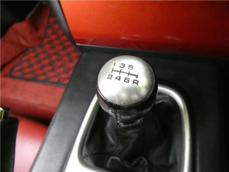 S2000