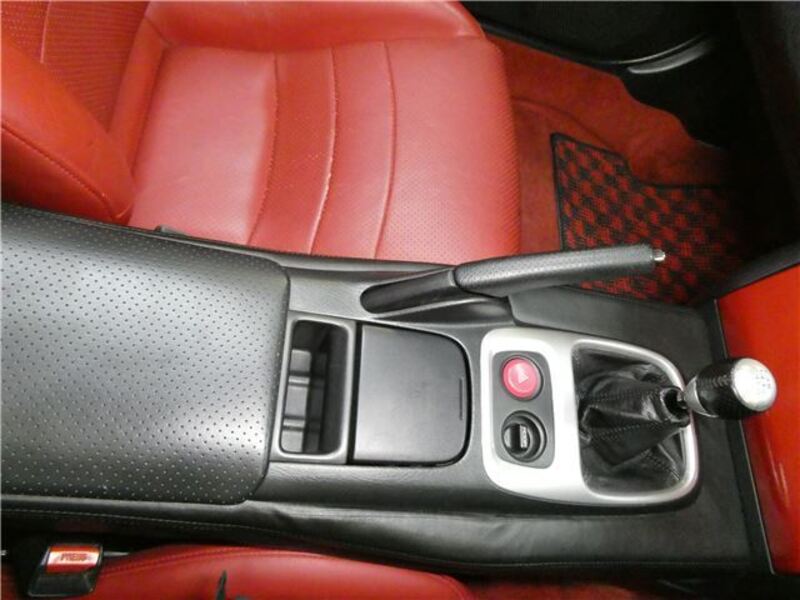 S2000