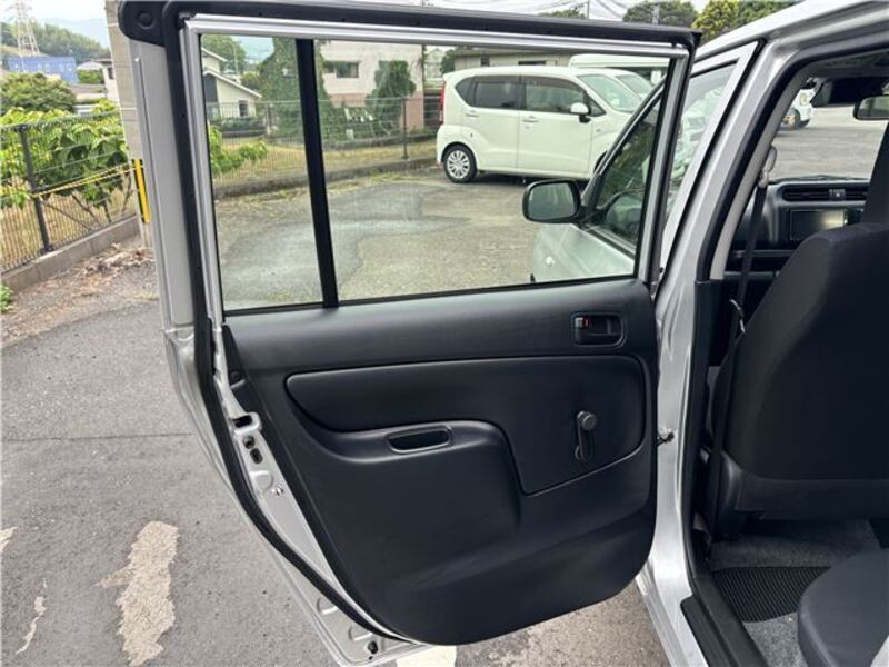 SUCCEED VAN