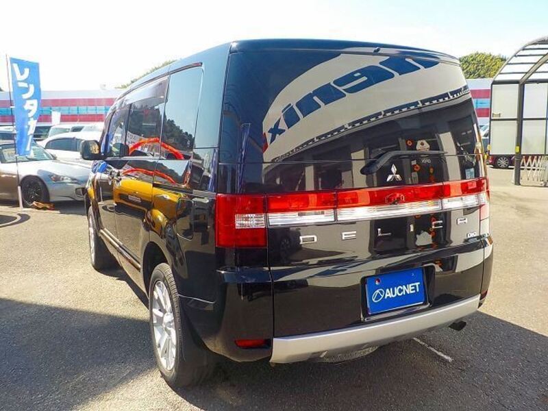 DELICA D5