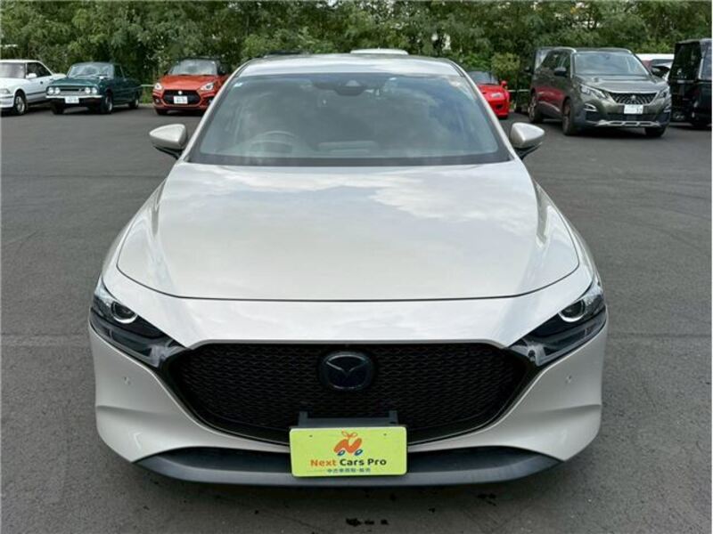 MAZDA3