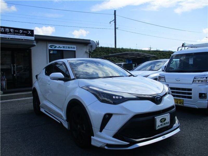 TOYOTA C-HR