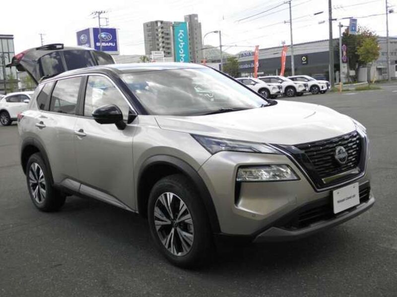 X-TRAIL