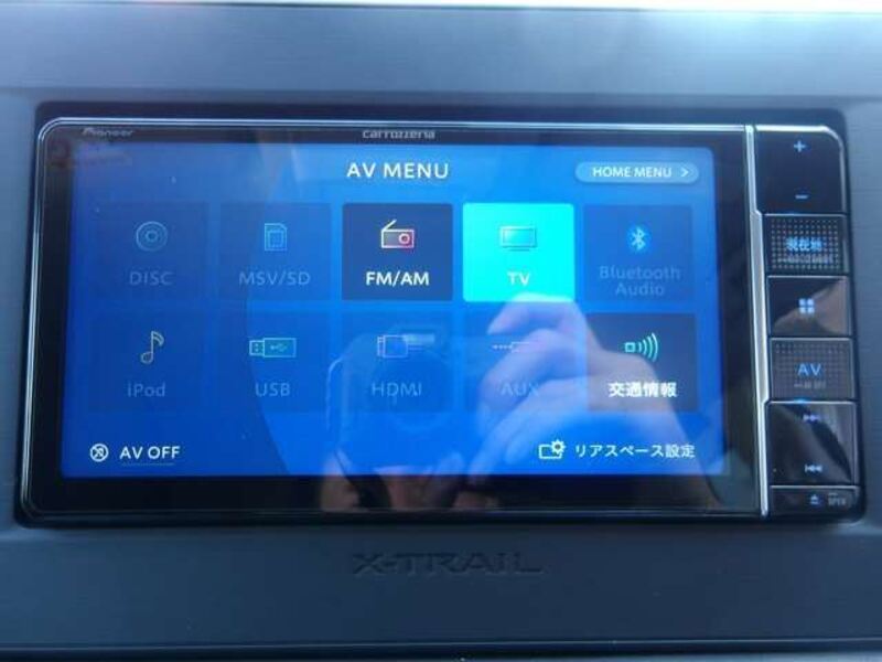 X-TRAIL