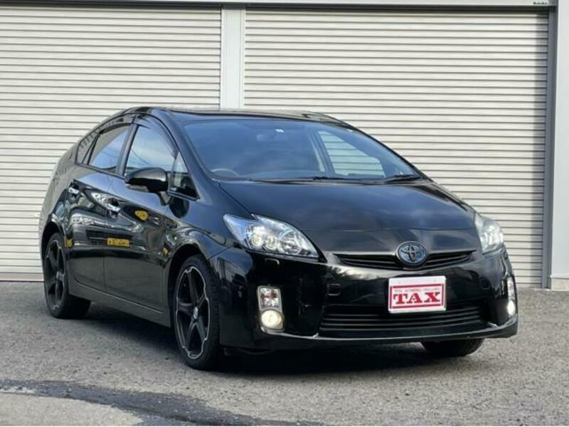 PRIUS-12