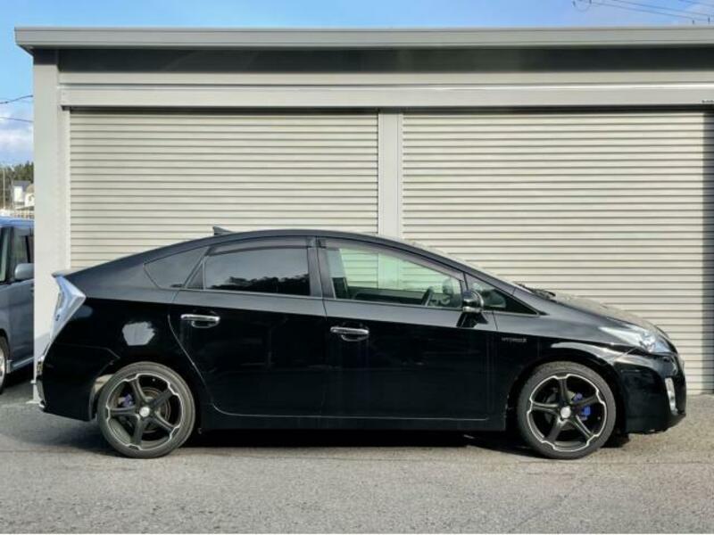 PRIUS-14