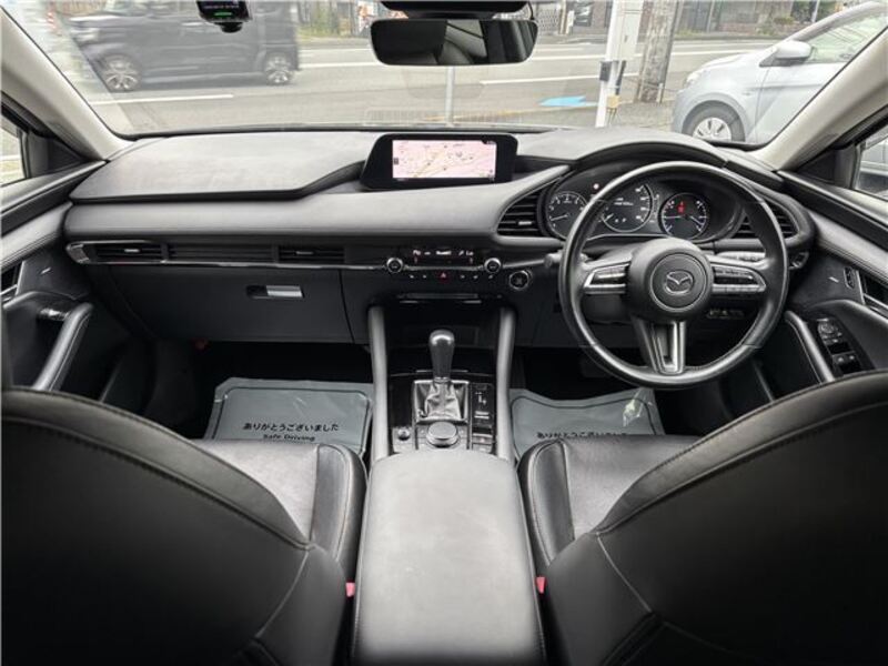 MAZDA3