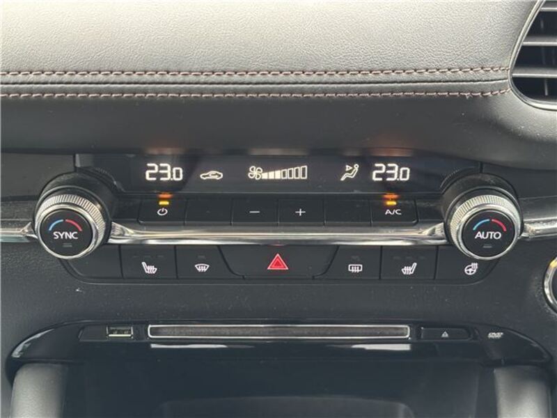 MAZDA3