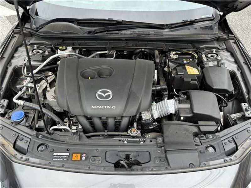 MAZDA3