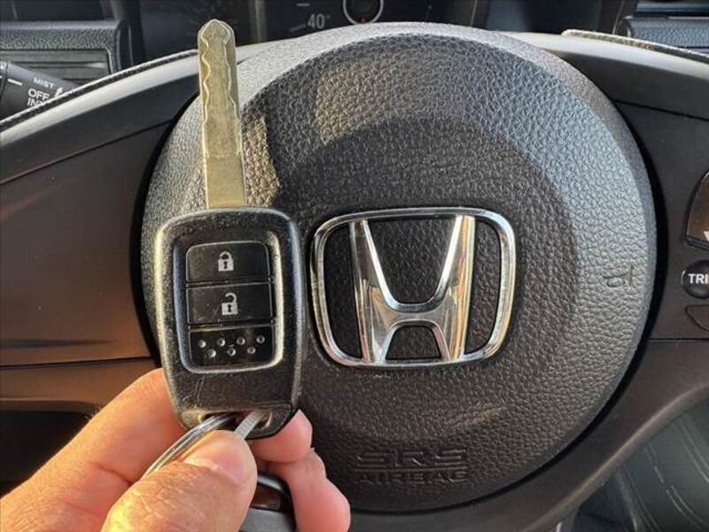 N-VAN
