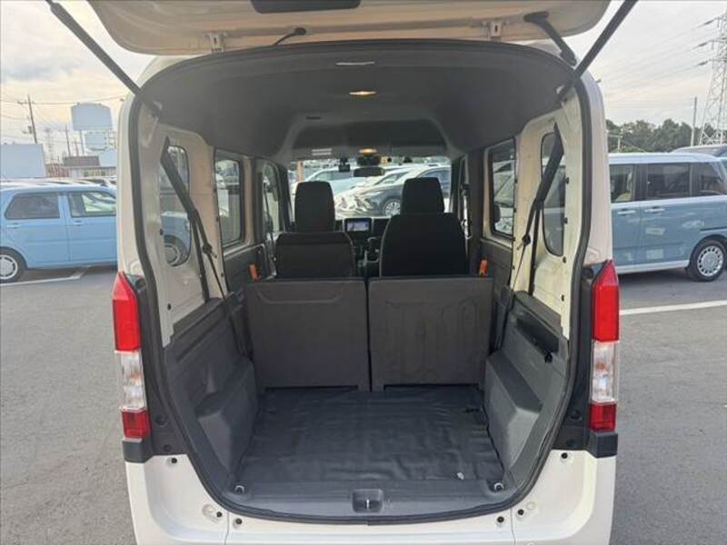 N-VAN