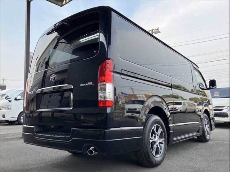 HIACE VAN