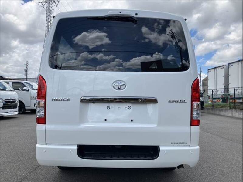 HIACE VAN