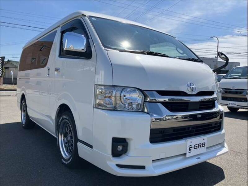 HIACE VAN