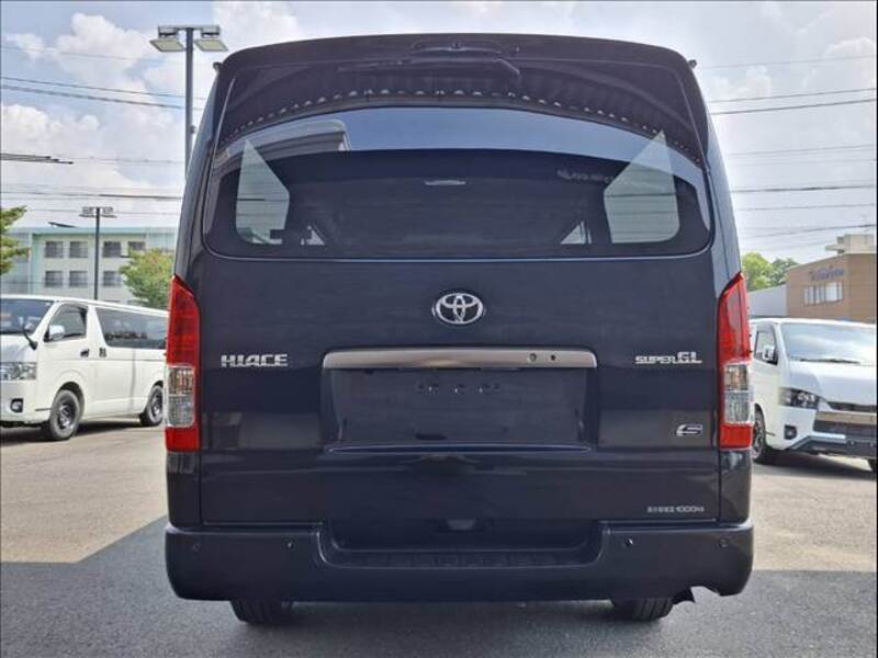HIACE VAN