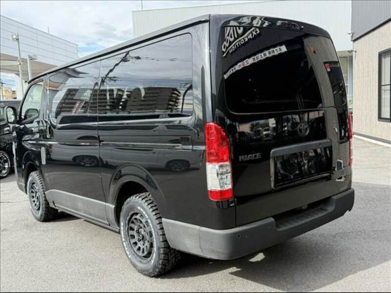 HIACE VAN