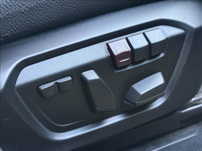 X3